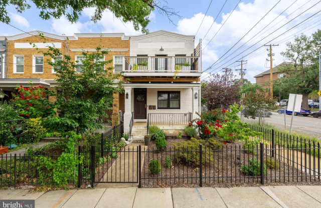 336 CHANNING STREET NE photos photos