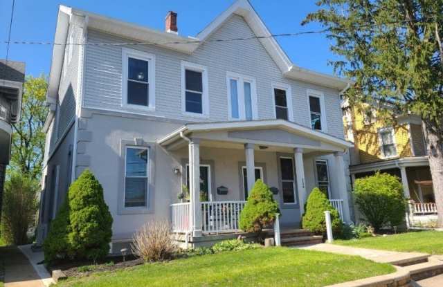 154 W Washington Ave photos photos