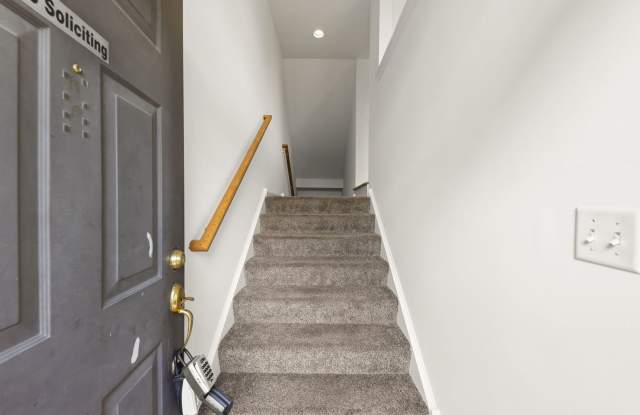 3429 Bradbury Circle Gallery 2