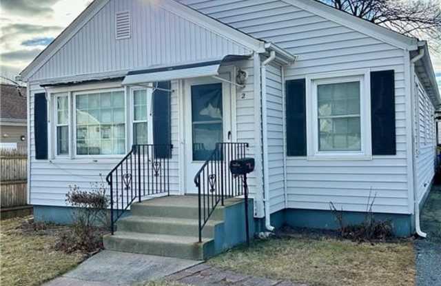 2 Locust Avenue photos photos