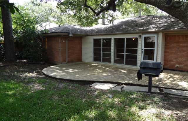 706 Azaleadell Dr. Gallery 3