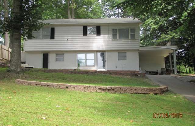 Spacious 5 Bedroom Home with Spectacular Lake View! photos photos