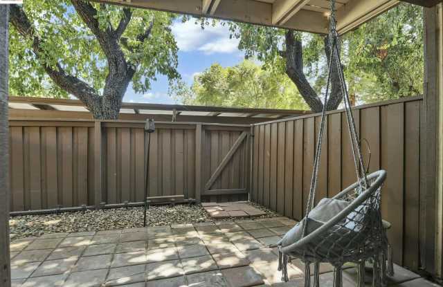 1701 Mahogany Way photos photos