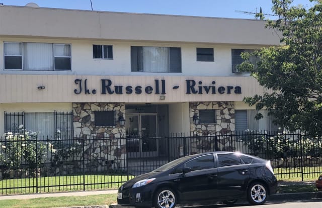 5420 Russell Ave Apt 33 - 5420 Russell Avenue, Los Angeles, CA 90027
