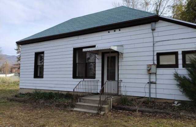 Historic Home On Large 1 Acre Property photos photos