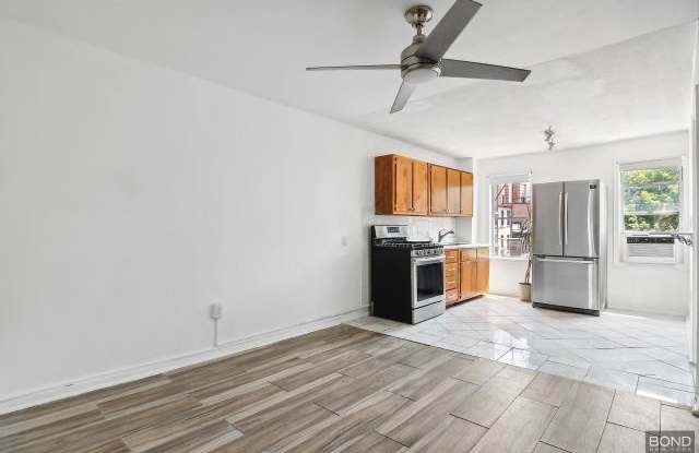 621 Washington Avenue - 621 Washington Avenue, Brooklyn, NY 11238