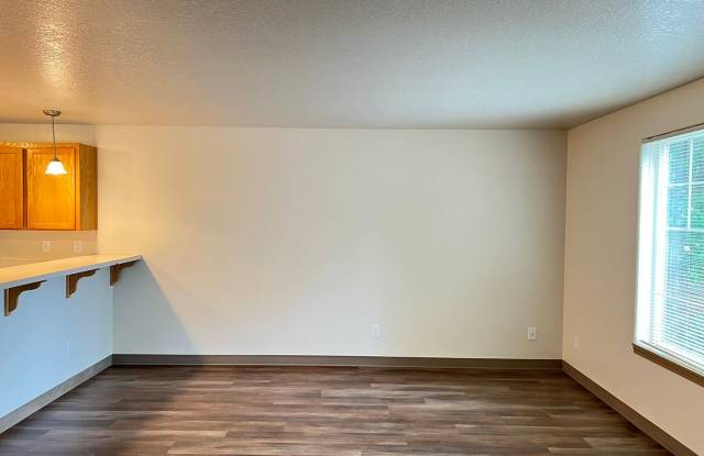 620-636 Browning Ave S Gallery 4