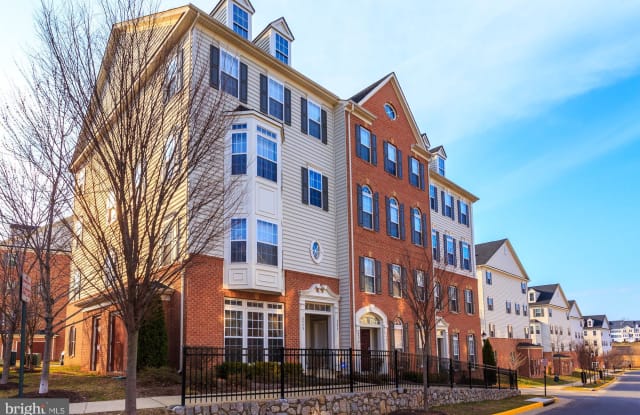 2479 EASTBOURNE DRIVE - 2479 Eastbourne Dr, Neabsco, VA 22191