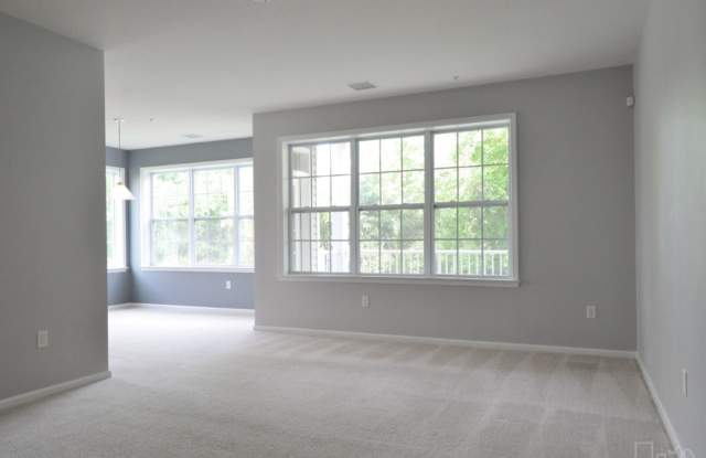 417 Timberlake Drive Gallery 2