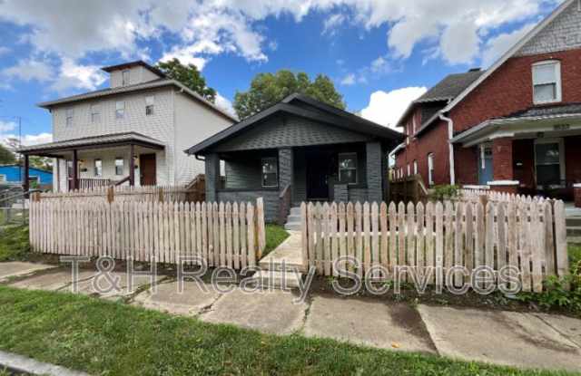 1831 Olive Street photos photos