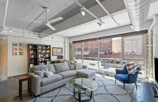 700 Washington Ave N photos photos