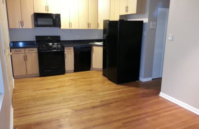 6132 S Ingleside Ave 3 - 6132 South Ingleside Avenue, Chicago, IL 60637