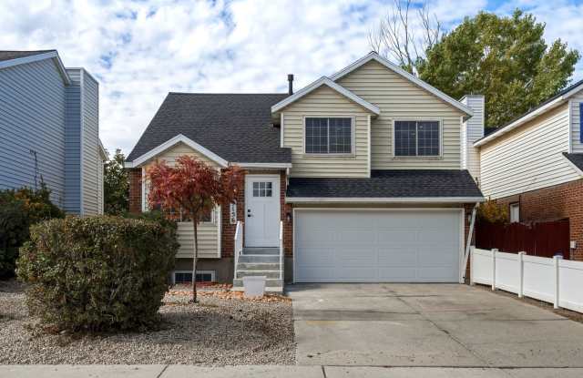 Newly Remodeled 5 Bedroom Home in West Jordan! Gallery 1