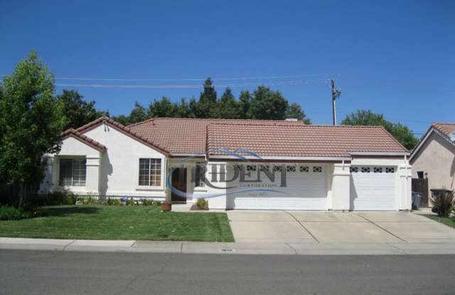 4 bedroom, 2 bath house with approx. 2,144 square feet photos photos