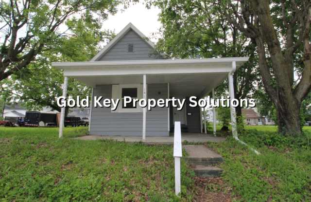 Nicely updated 3 BR 1 BA House with Covered Front Porch and Central Air (SECTION 8 APPROVED) photos photos