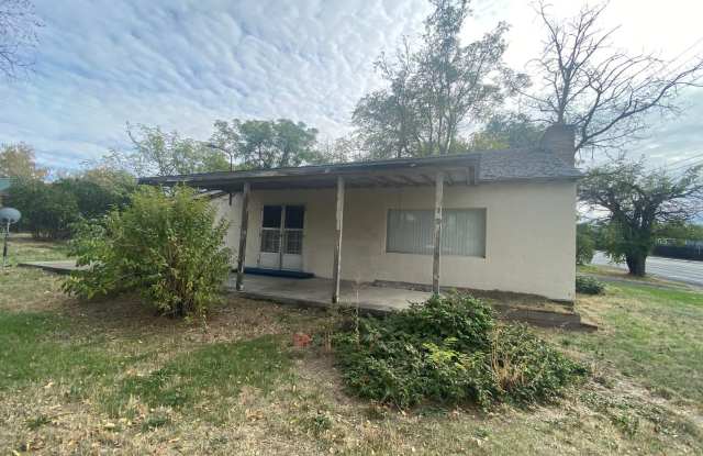 2 Bedroom House Gallery 1