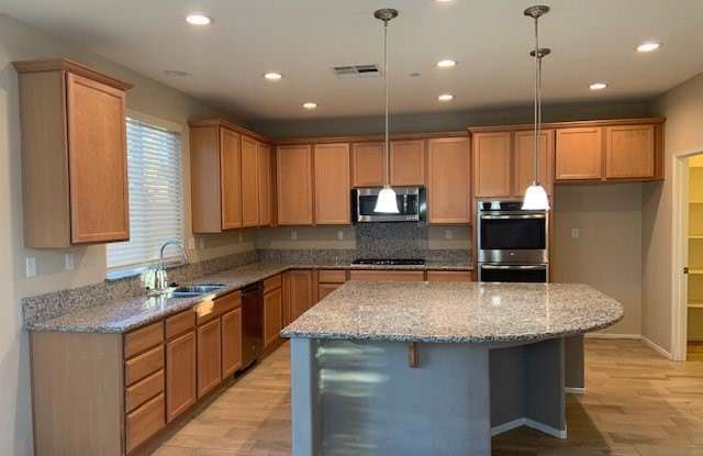 45002 Blue Moon Street photos photos