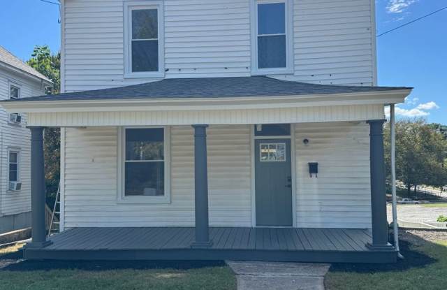 Updated 3-Bedroom, 2-Bath with all new appliances. photos photos Updated 3-Bedroom, 2-Bath with all new appliances. photos photos