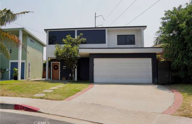 710 W Spruce Avenue - 710 West Spruce Avenue, Inglewood, CA 90301