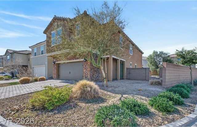 Gorgeous , 5 bedroom /3 Bath  with huge backyard finished with pavers! Great location! photos photos