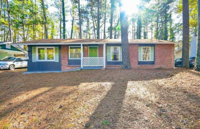 185 Oak Drive Southeast - 185 Oak Drive Southeast, Atlanta, GA 30354