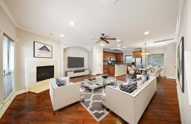 2424 Navigation Blvd - 2424 Navigation Boulevard, Houston, TX 77003
