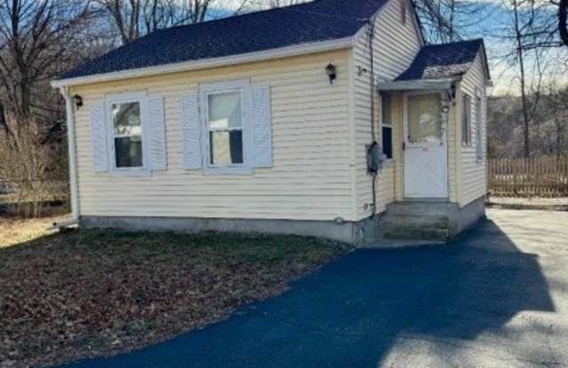 14 Glen Rd - 14 Glen Road, Sussex County, NJ 07871