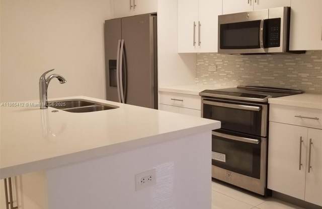 2651 NE 212th Ter photos photos