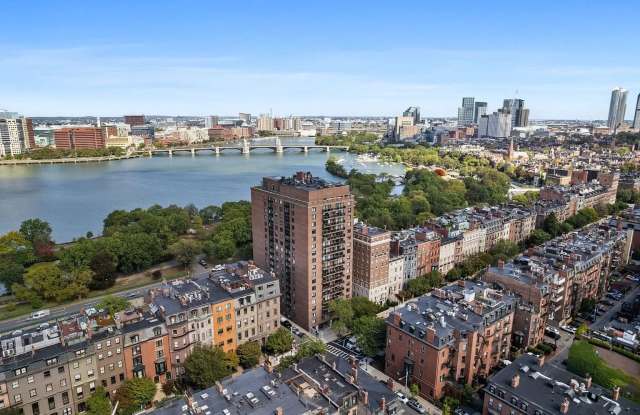 180 Beacon St # 12E Gallery 1