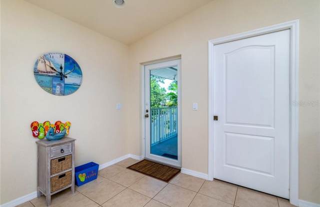 8200 MEMORY LANE Gallery 2