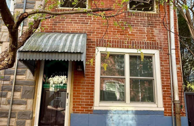 1215 S MARSHALL Street photos photos