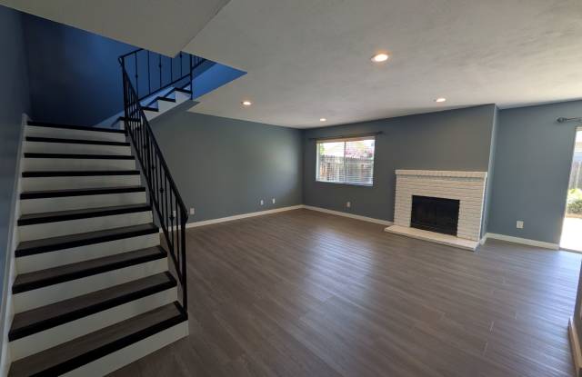 1738 Lynne Dr photos photos 1738 Lynne Dr photos photos