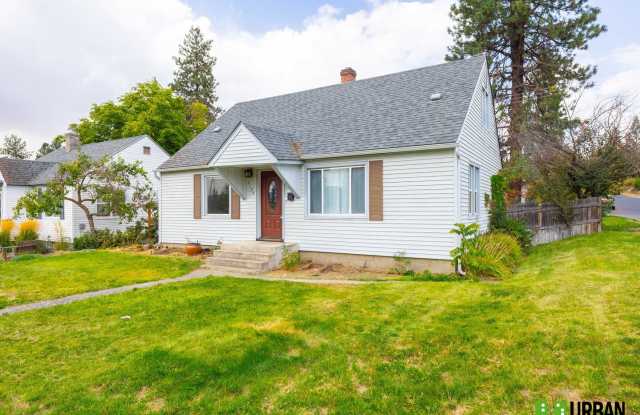 Beautifully Updated 4-Bedroom Home with 2-Car Garage in Spokane photos photos