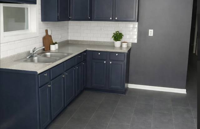 5366 Clinchport Circle Gallery 3