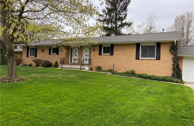 7888 French St - 7888 French Drive, Summit County, OH 44067