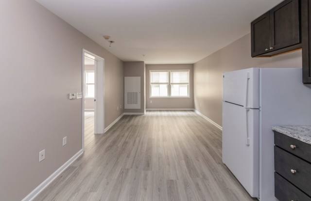 Midtown Apartments Gallery 3