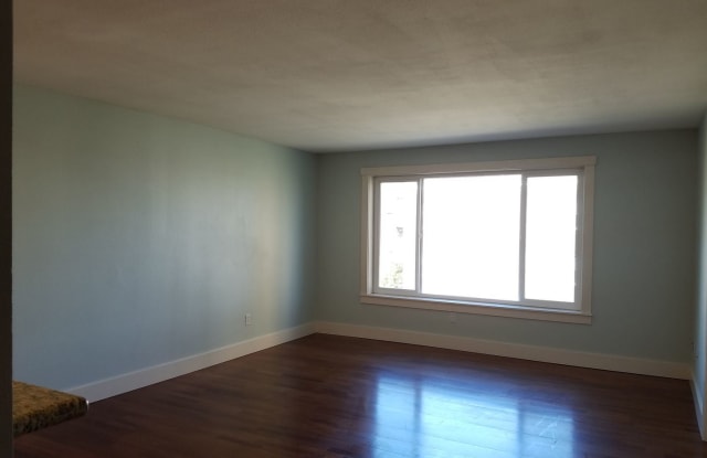 25 N Broadway #207 - 25 Broadway, Tacoma, WA 98403