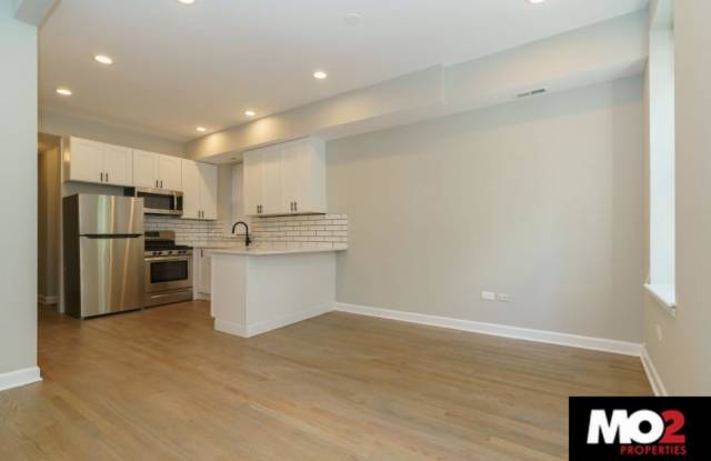 1649 Paulina photos photos