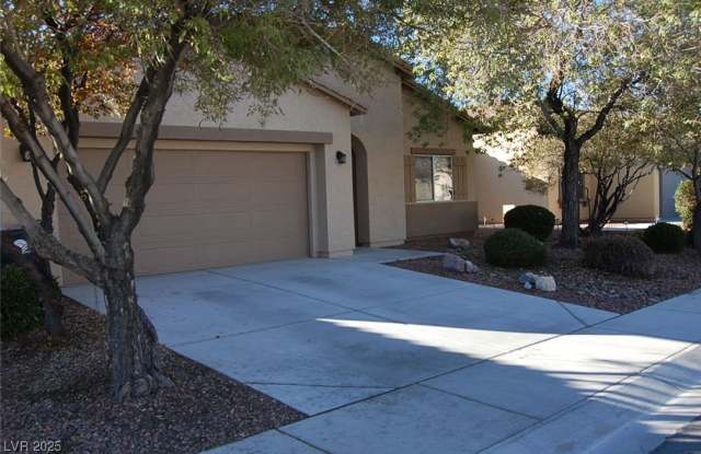 4775 Lorenzo Way photos photos