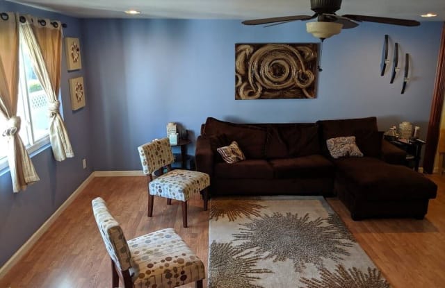 871 Magnolia Ave - 871 Magnolia Avenue, Long Beach, CA 90813