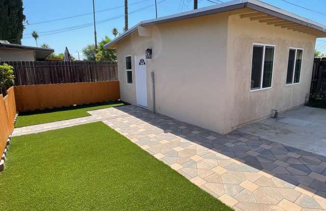 Cute 1 Bedroom Unit in Nice Neighborhood! New Construction! photos photos