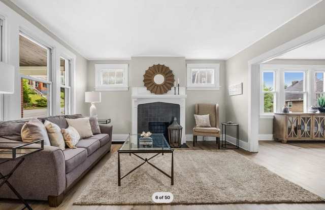 GORGEOUS & UPDATED - 3 BR, 1 Bath Attached-House - Swissvale Gallery 3