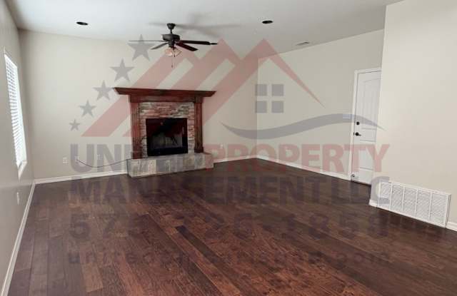 Spacious 4-Bedroom Home in Carlsbad NM Gallery 3