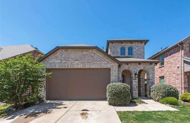 3911 Rochelle photos photos