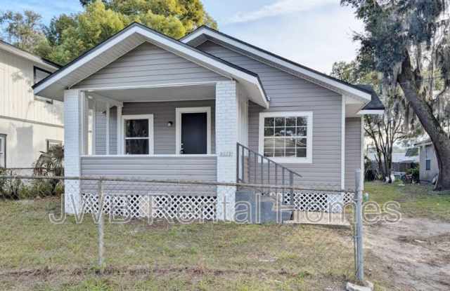 5625 Alta St - 5625 Alta Street, Jacksonville, FL 32208
