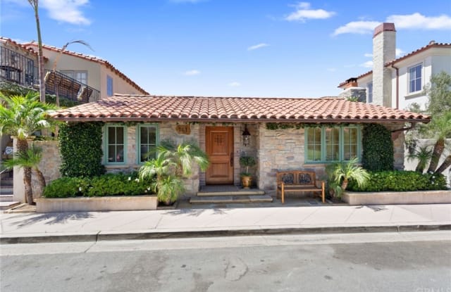 111 Via San Remo - 111 via San Remo, Newport Beach, CA 92663