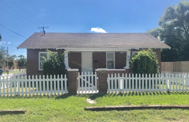 1339 Clock Street - 1339 Clock Street, Jacksonville, FL 32211