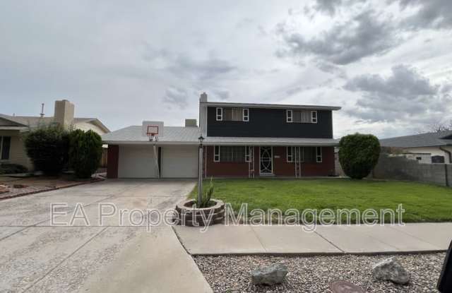 11620 Versailles Ave NE photos photos