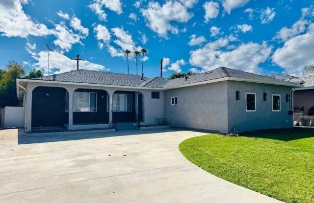 7515 Sunnybrae Avenue photos photos