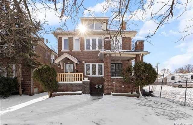 6349 Tuxedo Street photos photos